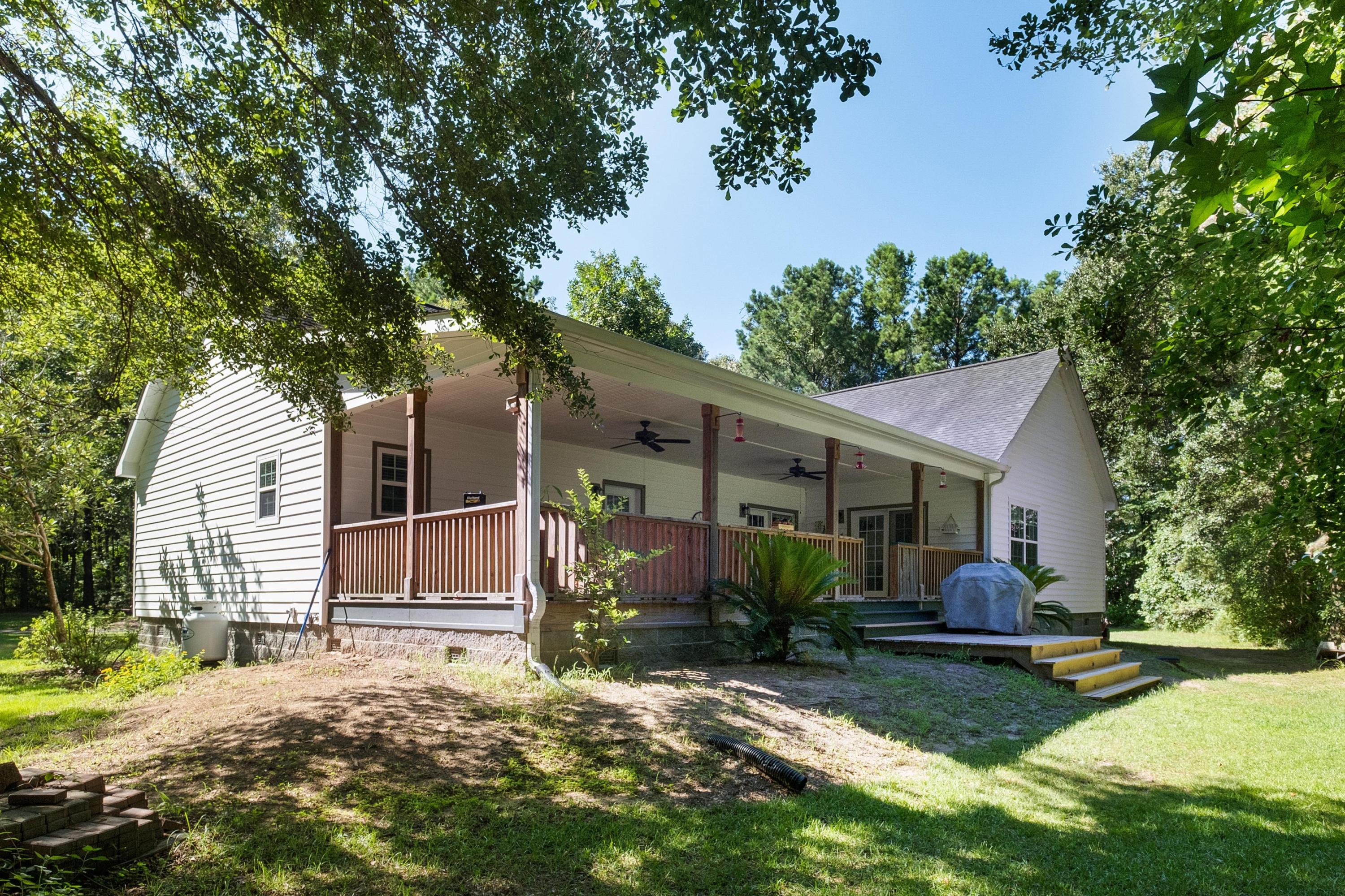 1360 Whippoorwill Farm Road Johns Island, SC 29455 - Photo 5 of 33 Back deck