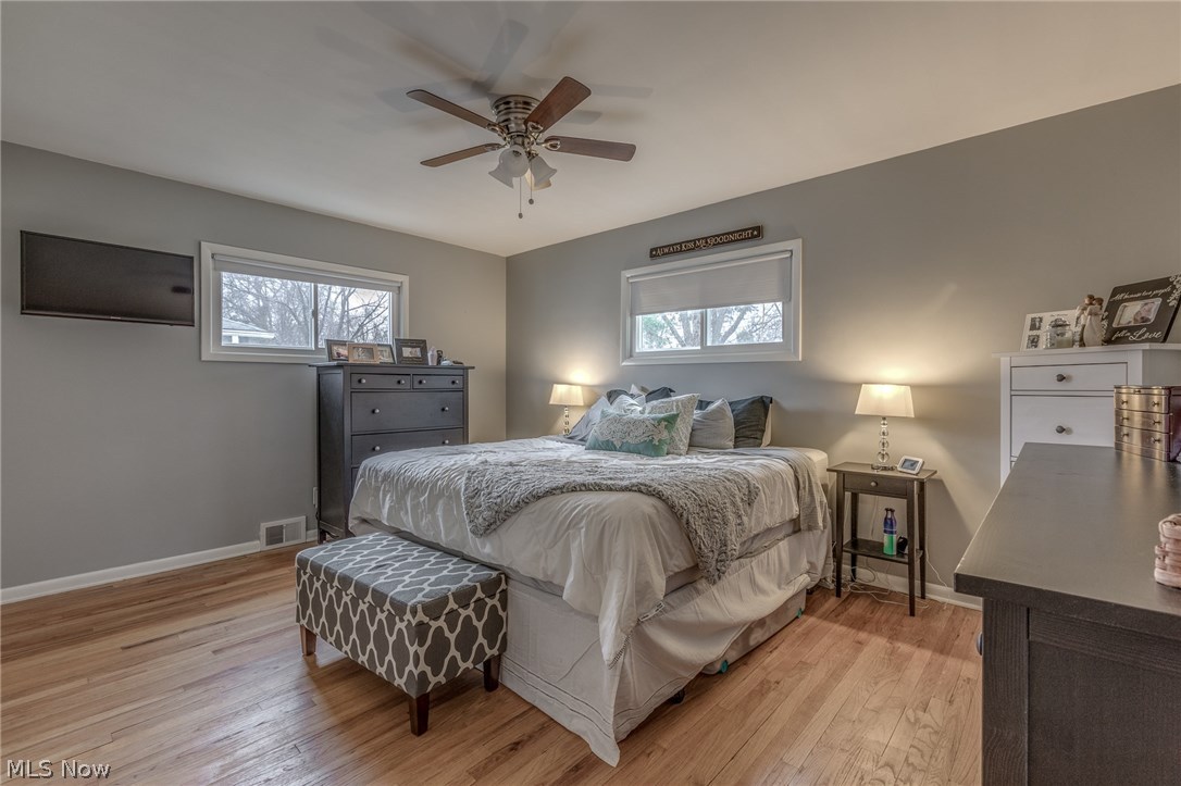 6438 Longridge Road Cleveland, OH 44124 - Photo 8 of 17