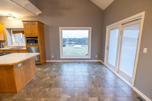 $699,000 | 35415 Main City Road, Drexel, MO 64742