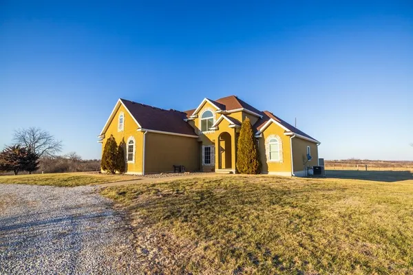 $699,000 | 35415 Main City Road, Drexel, MO 64742