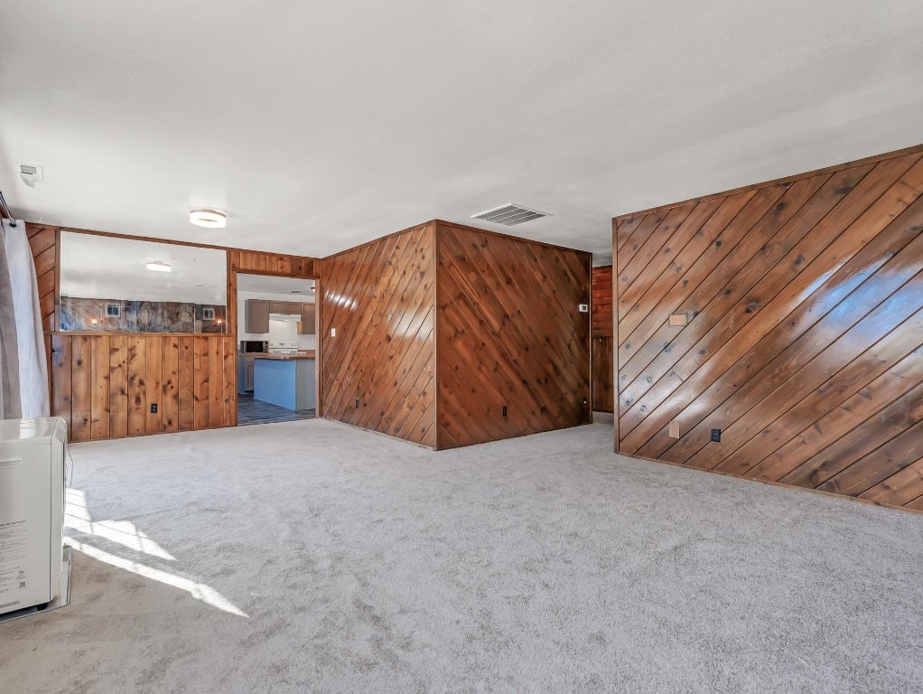 10001 Cram Gulch Road Yreka, CA 96097 - Photo 5 of 32 Gallery Image 5