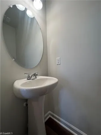 $2,300 | 640 Cam Circle, High Point, NC 27265