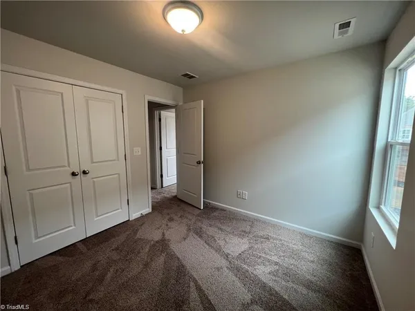 $2,300 | 640 Cam Circle, High Point, NC 27265