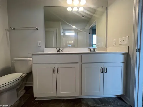 $2,300 | 640 Cam Circle, High Point, NC 27265