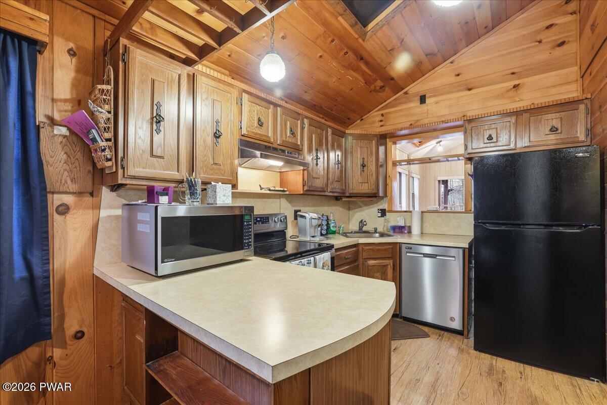 2374 Crest View Road Lake Ariel, PA 18436 - Photo 21 of 99