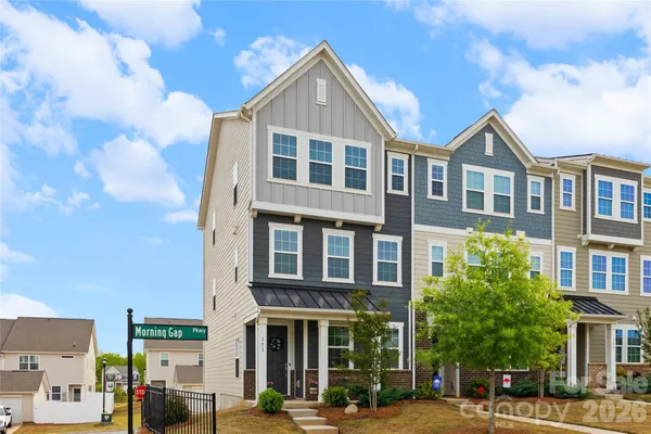 $433,300 | 153 Morning Gap Parkway, Fort Mill, SC 29715
