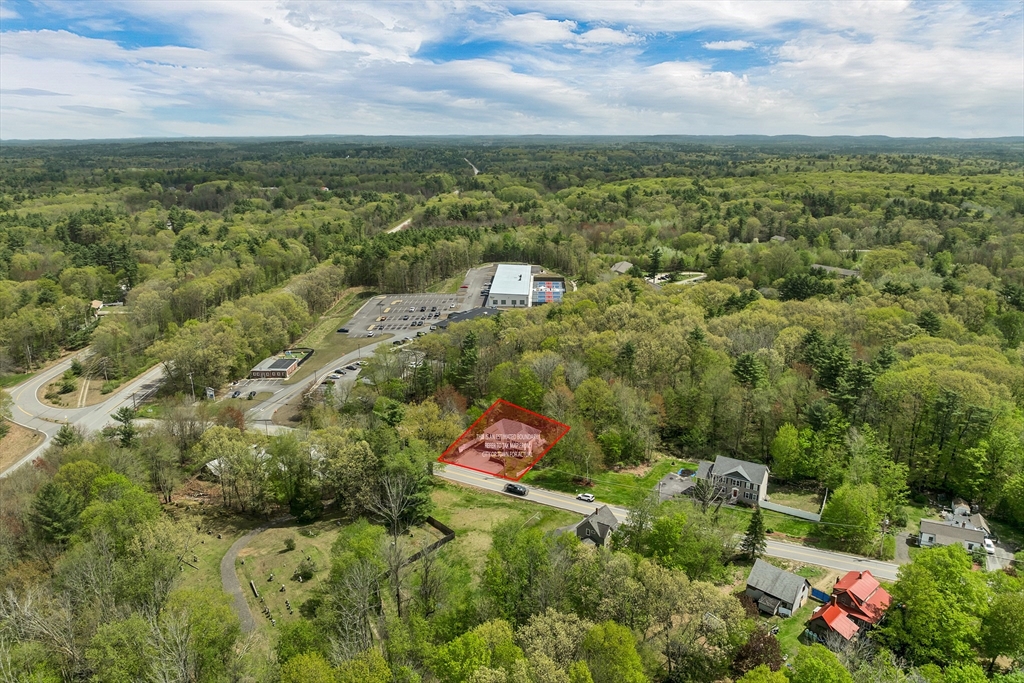 31 Danville Road Hampstead, NH 03826 - Photo 41 of 42 an aerial view of a residential houses with outdoor space and trees