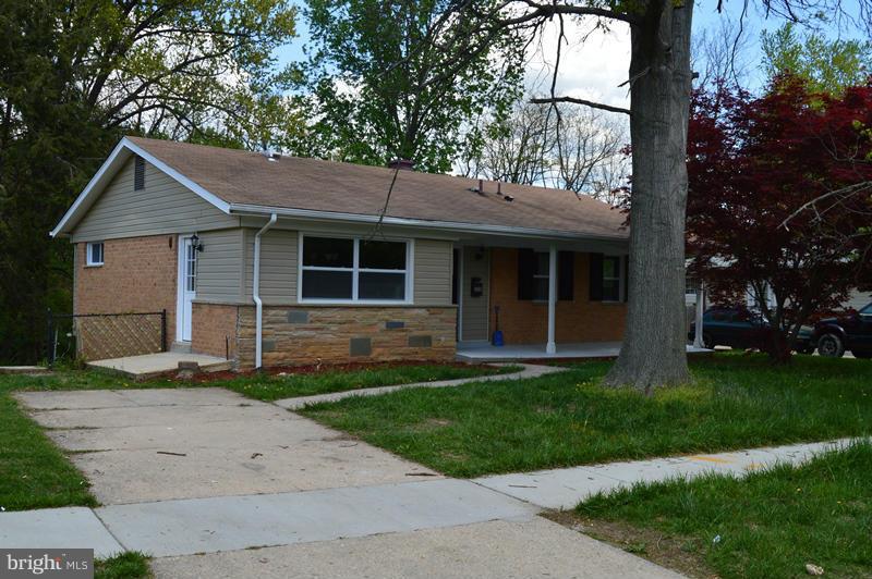 530 East Indian Spring Drive Silver Spring, MD 20901 - Photo 1 of 27 Exterior (Front)