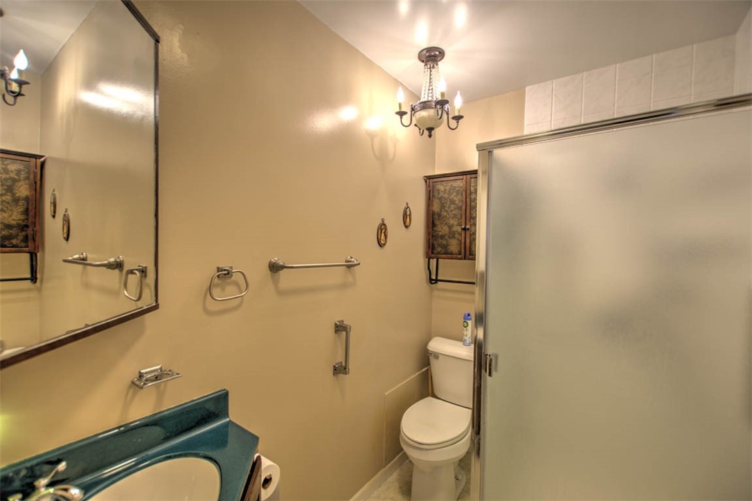 2420 North Summit Avenue Decatur, IL 62526 - Photo 20 of 26 Gallery Image 20