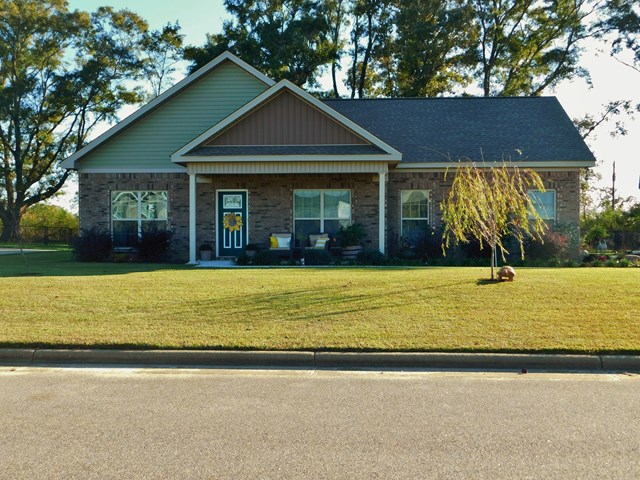 277 Chase Ridge Drive Dothan, AL 36301 - Photo 1 of 1 Main View