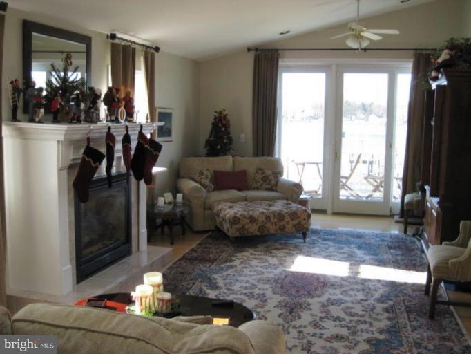 3526 Galloway Road Middle River, MD 21220 - Photo 4 of 12 a living room with furniture and a window