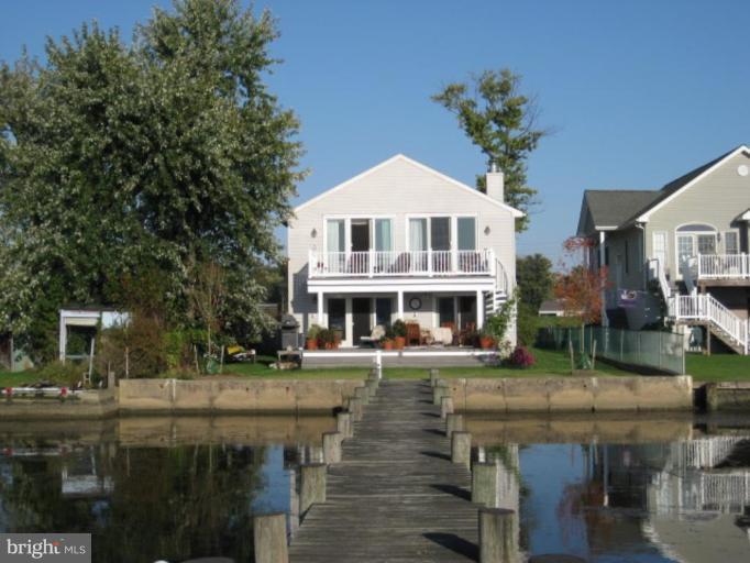 3526 Galloway Road Middle River, MD 21220 - Photo 6 of 12 a front view of a house with a yard