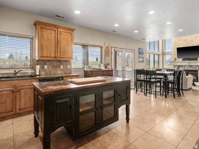 5184 Fairview Loop Eden, UT 84310 - Photo 2 of 48