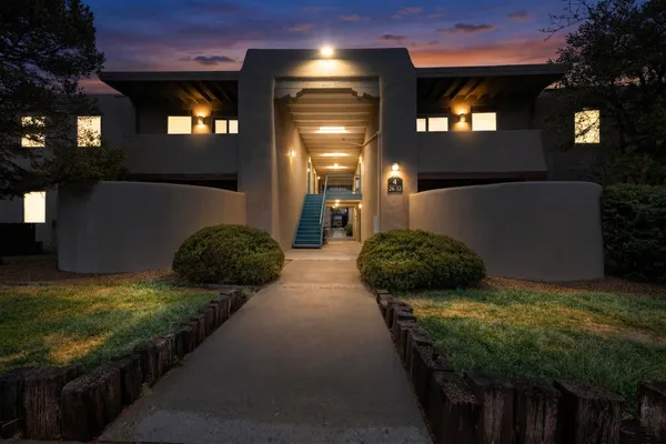 $329,000 | 601 West San Mateo Road, Unit 27, Santa Fe, NM 87505