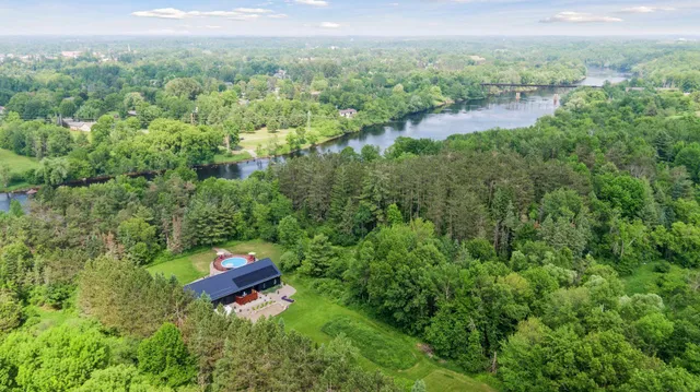 $895,000 | 1325 Highway 27, Ladysmith, WI 54848