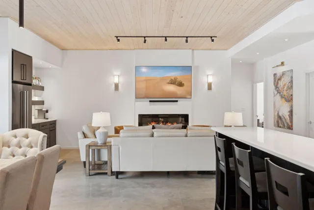 $895,000 | 1325 Highway 27, Ladysmith, WI 54848