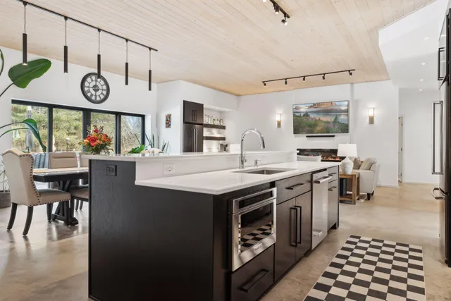 $895,000 | 1325 Highway 27, Ladysmith, WI 54848