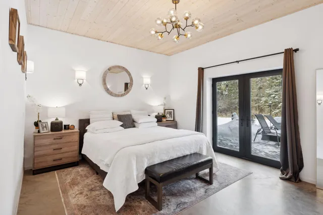 $895,000 | 1325 Highway 27, Ladysmith, WI 54848