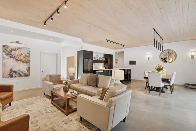 $895,000 | 1325 Highway 27, Ladysmith, WI 54848