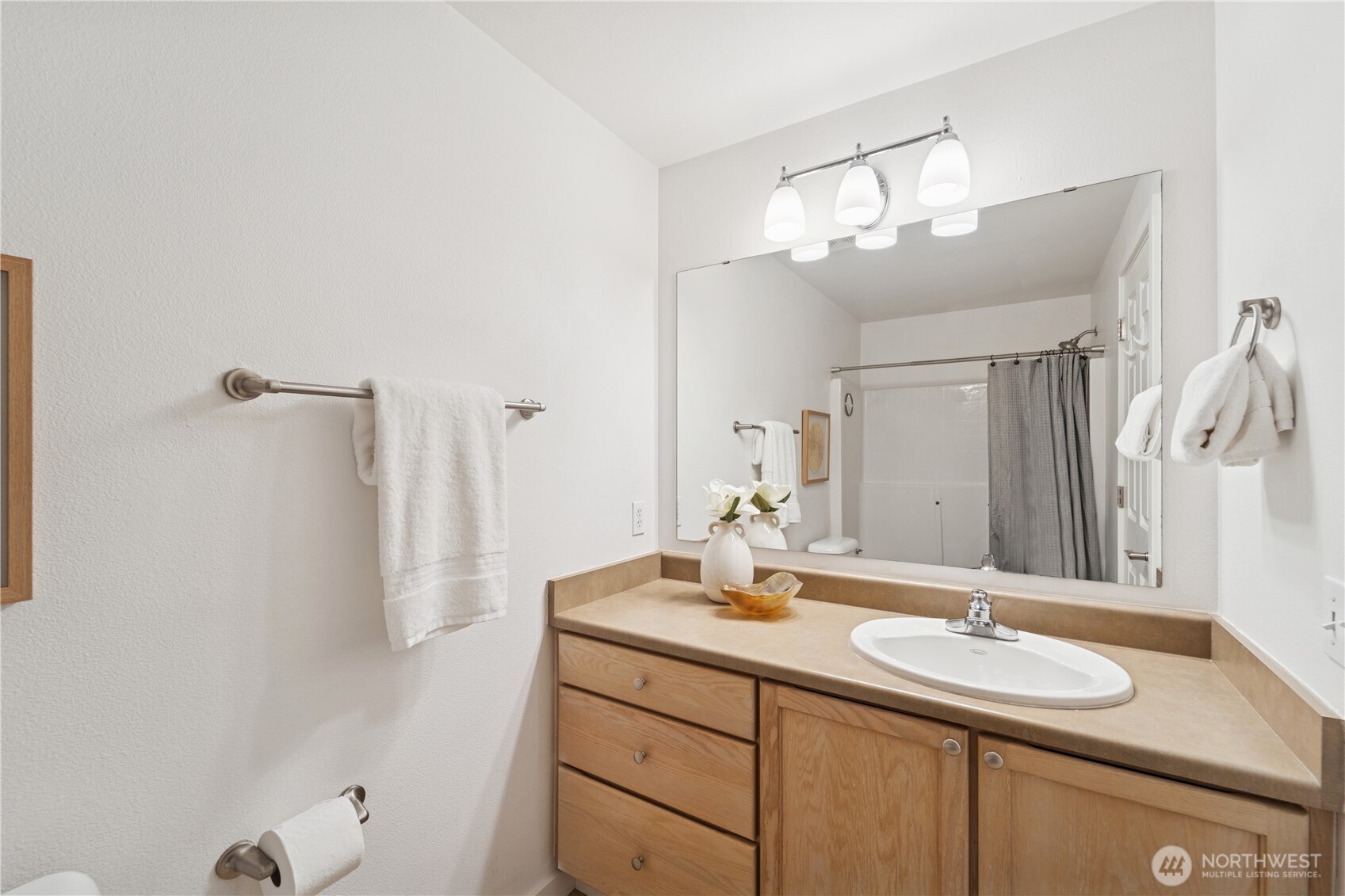 18930 Bothell Everett Highway, Unit R102 Bothell, WA 98012 - Photo 19 of 27 Gallery Image 19