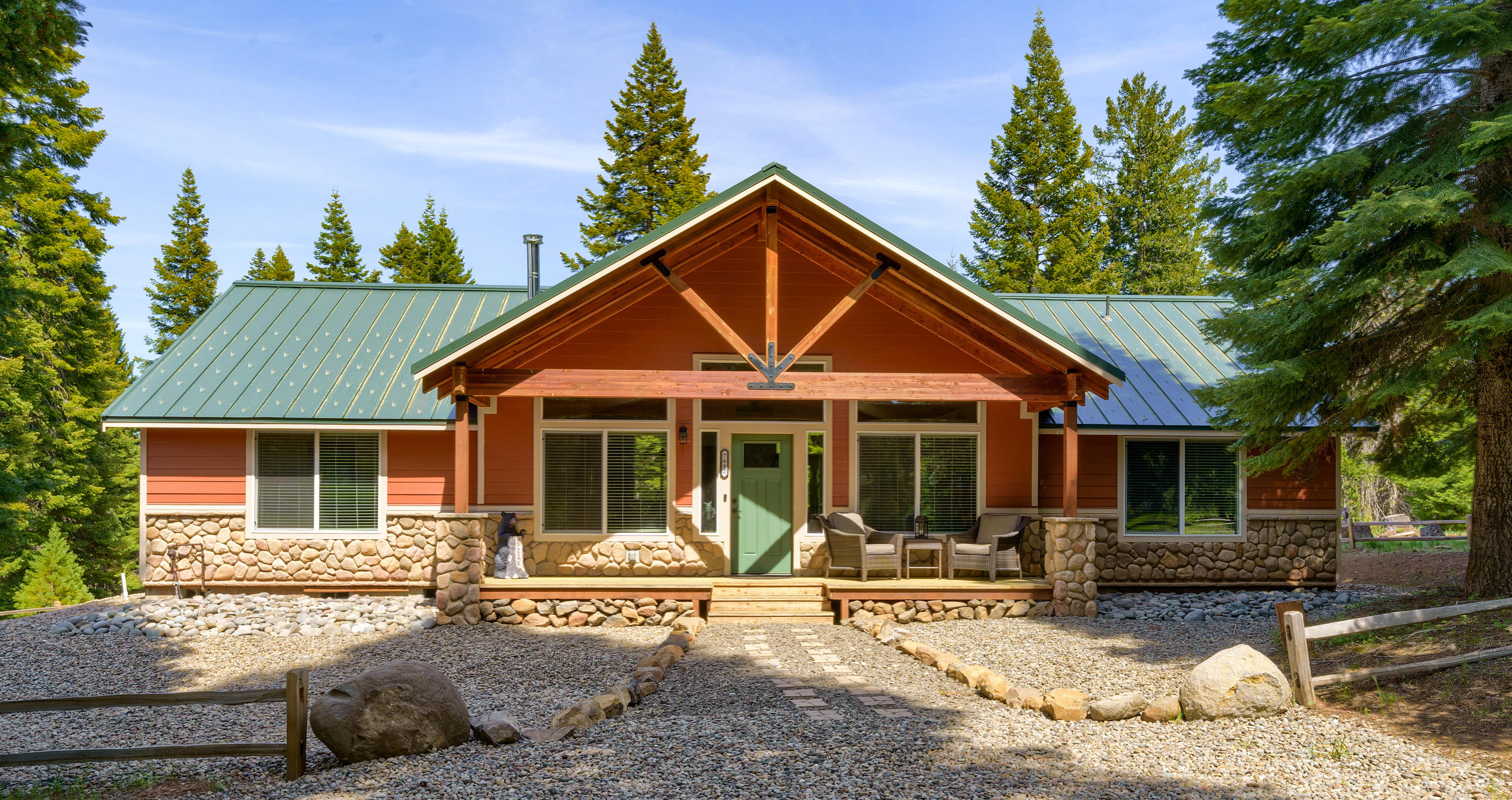 7682 Hyatt Prairie Road Ashland, OR 97520 - Photo 1 of 37 1