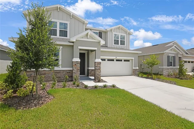 $456,720 | 200 Flag Lilly Lane, Umatilla, FL 32784