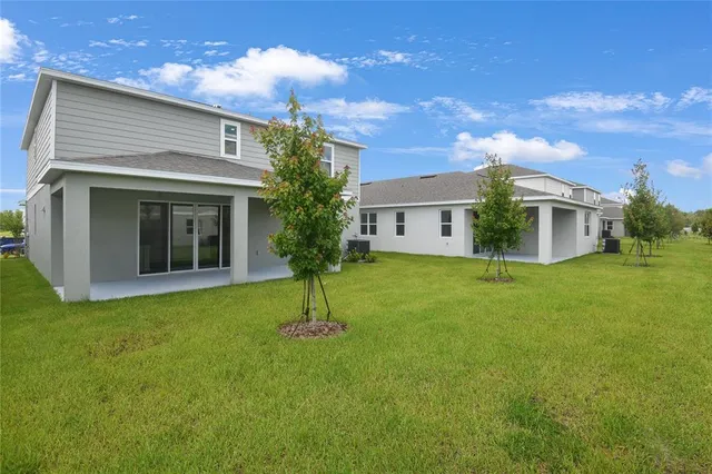 $456,720 | 200 Flag Lilly Lane, Umatilla, FL 32784