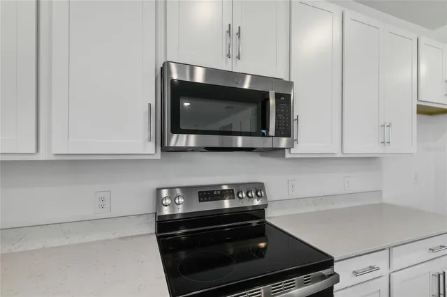 $456,720 | 200 Flag Lilly Lane, Umatilla, FL 32784