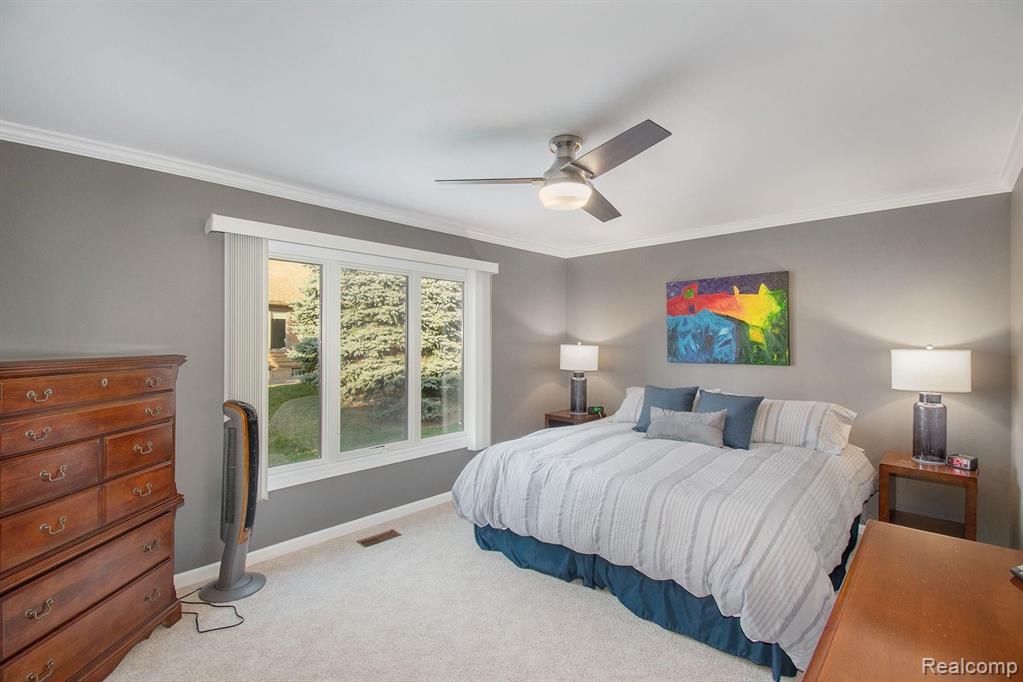 2191 London Bridge Drive Rochester Hills, MI 48307 - Photo 13 of 31