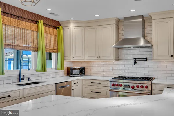 $649,900 | 110 East Shrewsbury Drive, Little Egg Harbor, NJ 08087