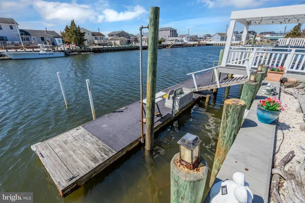 $649,900 | 110 East Shrewsbury Drive, Little Egg Harbor, NJ 08087