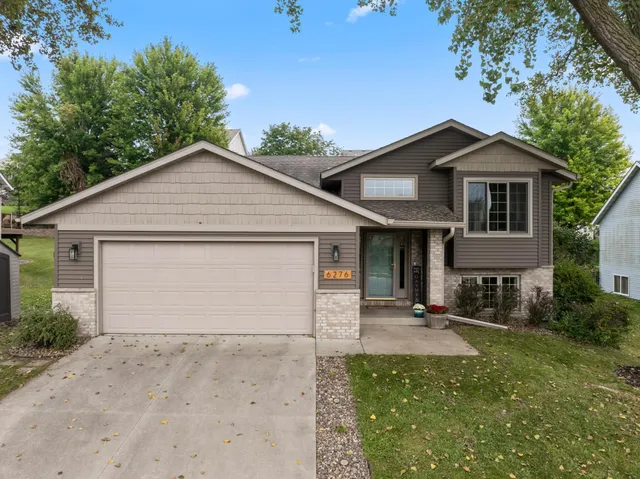 $414,900 | 6276 Fairway Drive Northwest, Rochester, MN 55901
