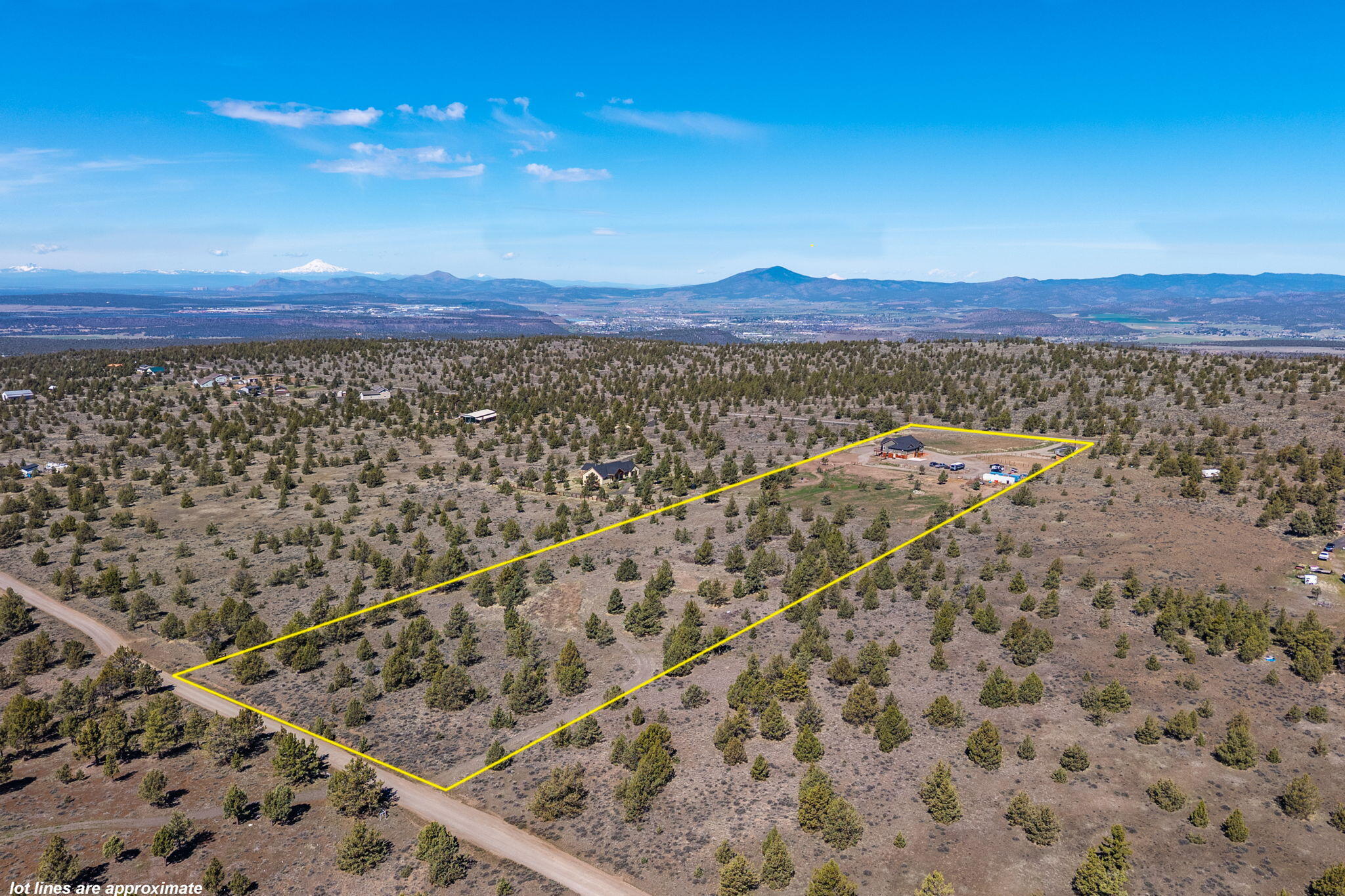 6040 Gravett Road Prineville, OR 97754 - Photo 59 of 77 2026_04_06_6040_gravett_road_pv-74