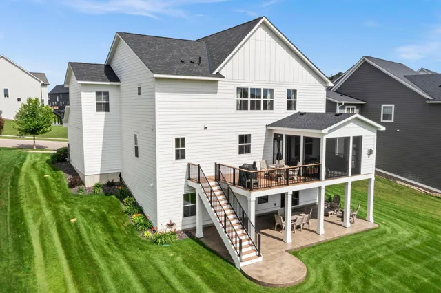 $965,000 | 5062 Boulder Lane, Chaska, MN 55318