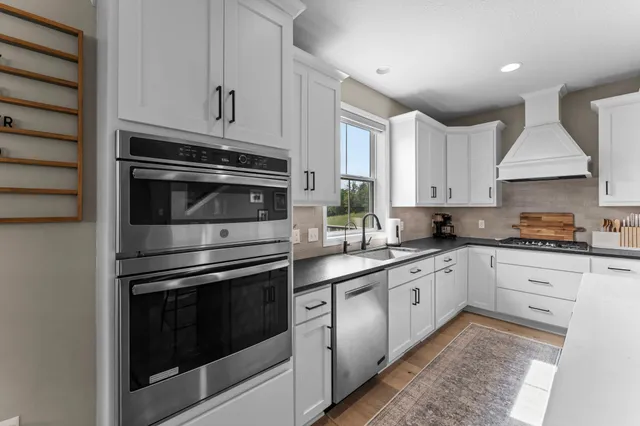 $965,000 | 5062 Boulder Lane, Chaska, MN 55318