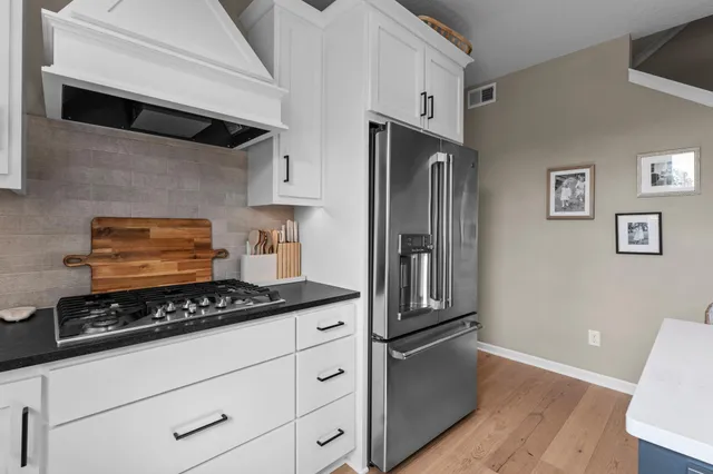 $965,000 | 5062 Boulder Lane, Chaska, MN 55318