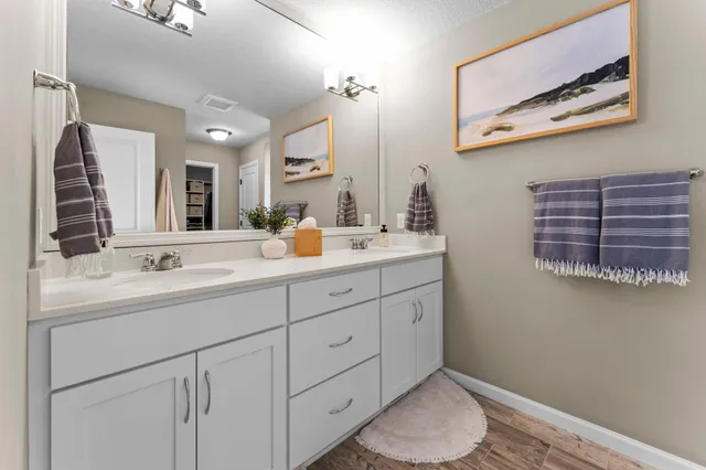 $965,000 | 5062 Boulder Lane, Chaska, MN 55318