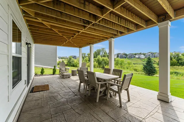 $965,000 | 5062 Boulder Lane, Chaska, MN 55318