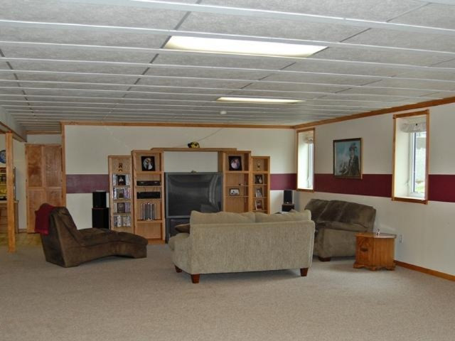 18586 Fillmore Road Stanwood, MI 49346 - Photo 19 of 32 19 Rec Room