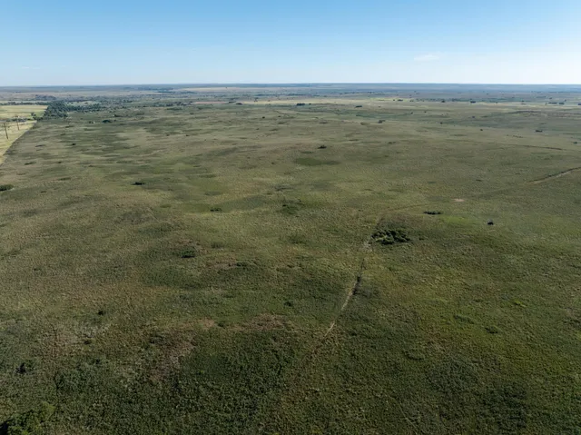 $689,224 | 26 & 34 160ac & 323.40ac, McLean, TX 79057