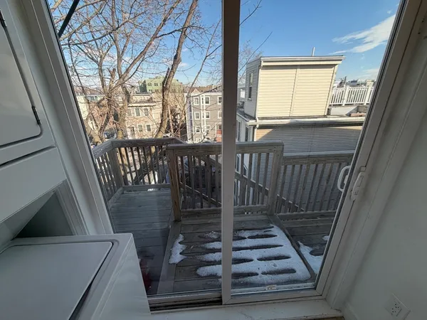 $3,500 | 130 West 8th Street, Unit 3, Boston, MA 02127