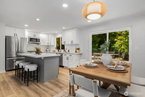 $1,175,000 | 17378 Northeast 160th Street, Woodinville, WA 98072