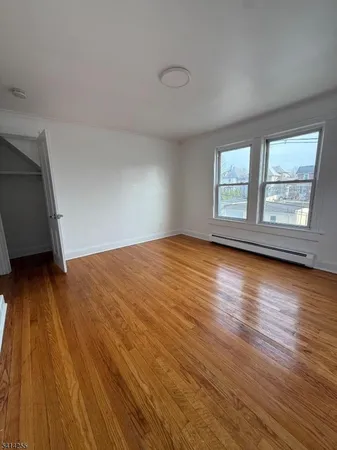 $1,800 | 31 Williams Street, Roselle Park, NJ 07204