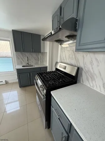 $1,800 | 31 Williams Street, Roselle Park, NJ 07204