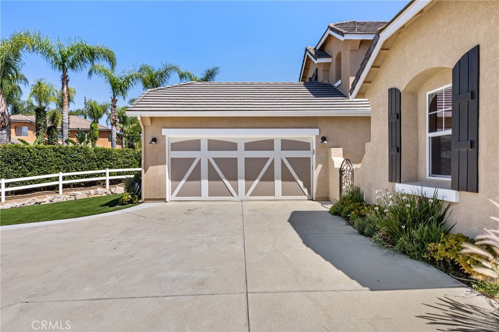 200 Pompano Place Norco, CA 92860 - Photo 5 of 75