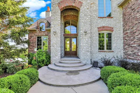 $4,100,000 | 523 South 700 East, Whitestown, IN 46075