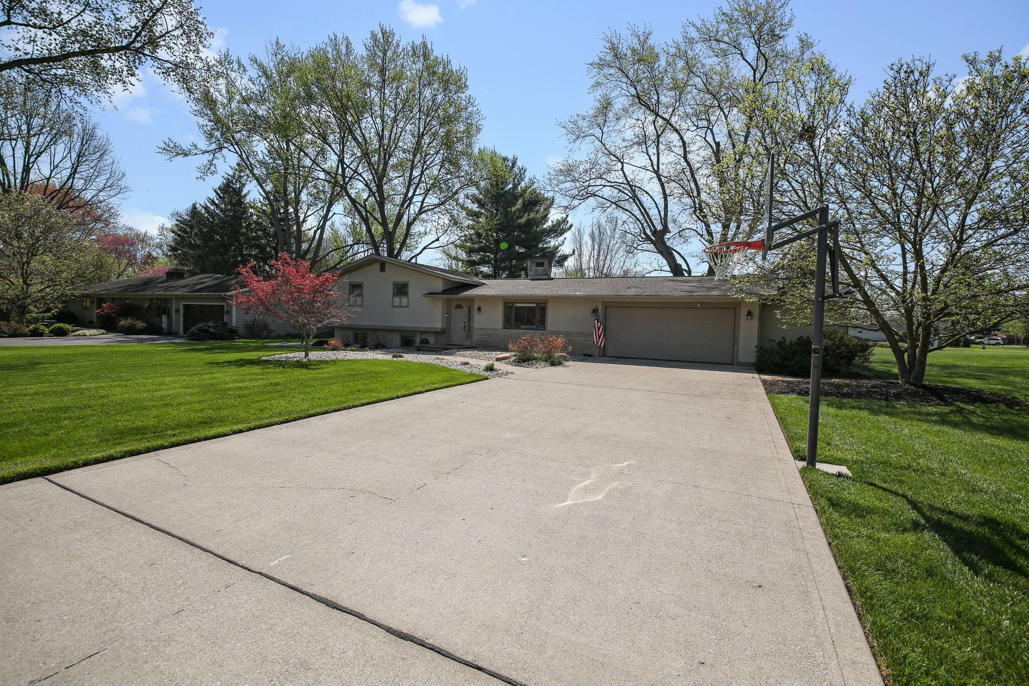 3785 Saturn Road Hilliard, OH 43026 - Photo 2 of 72 IMG_5070