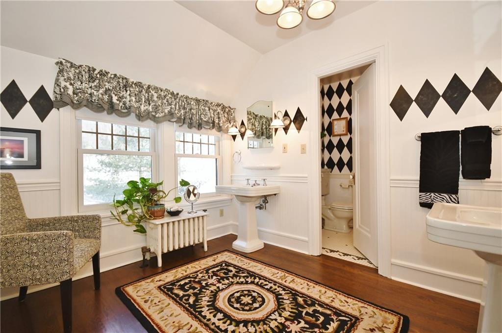 715 Delafield Road Pittsburgh, PA 15215 - Photo 18 of 25 Stylish vintage feel in en-suite and hall bathroom