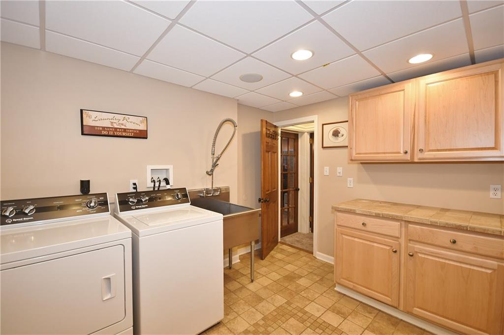 715 Delafield Road Pittsburgh, PA 15215 - Photo 24 of 25 Laundry is a breeze and dog washing station is an added bonus