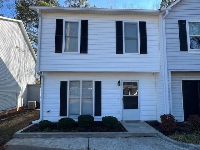 $1,695 | 462 Peachtree Ridge Drive Northwest, Suwanee, GA 30024